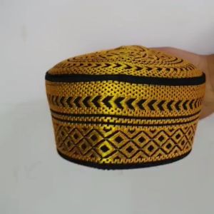 PECI BONE KOPIAH MOTIF BUGIS FULL BORIDR EMAS HITAM ANAK DAN DEWASA