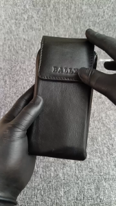 Dompet HP Pinggang Pria Kulit Asli Penutup Magnet Berdiri