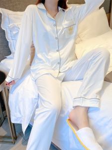 ชุดนอนผู้หญิงแขนยาวผ้าฝ้ายแท้ปุ่มสีขาว ชุดนอนเซ็กซี่น่ารัก ชุดอยู่บ้าน ฤดูใบไม้ผลิและฤดูใบไม้ร่วง ชุดนอนผู้หญิง ชุดนอนผ้าฝ้าย