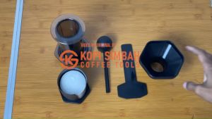 Aeropress Coffee Filter Maker Aerobie (Non Totebag) Aero Press Alat Seduh Kopi Manual Brew