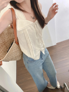 Korean Style Spicy Girl Strap Vest Womens Summer New Slim Fit Sleeveless Top V-neck Regular Thickness Polyester Fiber