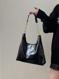 Large Capacity Commuter Womens Bag Deer Design Tote Underarm Bag Chain Crossbody Shoulder Bag Stylish Trendy Female Purse