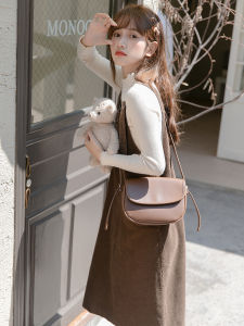 Váy Hai Dây Vải Nhung Vân Sọc Váy Dài Rộng Rãi Kiểu Nhật Đáng Yêu Cho Người Nhỏ Phong Cách Học Đường Mùa Thu Đông Thiểu Số Cảm Giác Thiết Kế Cho Nữ