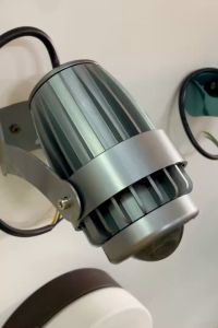 Đèn Rọi Chiếu Xa Rọi Cột Ngoài trời 10w Điện Áp 220V Chống Nước