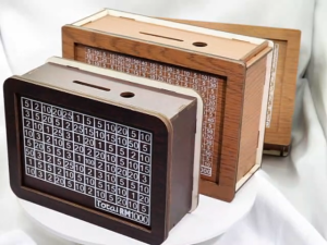 📦SpringSAutumnW Wooden Money Box - 10000 Capacity with Pen