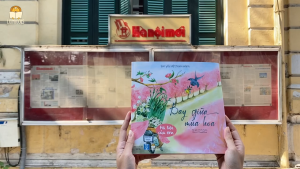 Sách Bay Giữa Mùa Hoa - Giúp Trẻ Cảm Nhận Vẻ Đẹp Của Hà Nội - Lionbooks