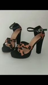 giày xăng đan đúp mũi gót vuông cao sành điệu NĐ237