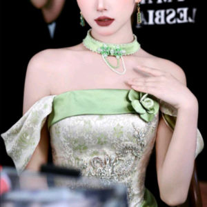 ชุดราตรีสีเขียวสไตล์จีนใหม่สำหรับผู้หญิง ชุดกี่เพ้าเกาะอก ชุดแต่งงาน ชุดราตรี ชุดคลุมยาว ชุดคลุมยาว ชุดราตรีสีเขียว