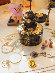 Harry Potter Dumbledores Mystery Magical Animal Smelling Resin Storage Box Decorative Gift