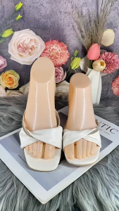 2inch Crystal Womens Heels Elegant Square toe Leather Heels 903