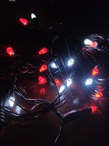 Lampu Hias LED Merah Putih Kabel Hitam Hias Agustus Berkedip