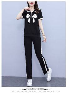 ชุดกีฬาลำลองไซส์ใหญ่สำหรับผู้หญิง ชุดสองชิ้นแขนสั้นฤดูร้อนปี 2024 ทรงหลวม ทรงสลิม เอฟเฟกต์กระชับสัดส่วน เอวสูง แขนสั้น