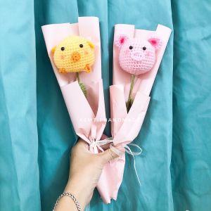 Hoa gà lợn bằng len móc tay handmade