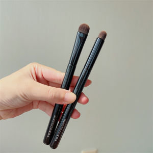 Rainbowwithu Flat round Head Concealer Highlighter Brush No Trace Makeup Tool Long Handle Eye Shadow Brush for Beauty Tools