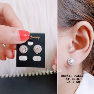 Anting Titanium Wanita Model Berlian Super Mewah 2