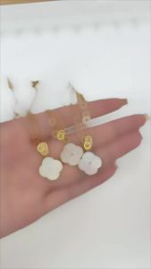 2025 Hot Selling Gold-plated Stainless Steel Adjustable A-Z Letter Bracelet Lucky Gold Adjustable Mother of Pearl Bracelet