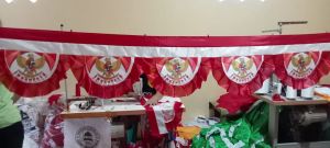 bendera background garuda mini 10 gelombang.bekron merah putih