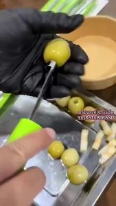 เครื่องมือคว้านเมล็ดอินทผลัมแดงสแตนเลสสำหรับใช้ในครัวเรือน เชอร์รี่ ฮอว์ธอร์น ผลไม้ทราย อินทผลัมเขียว แอปเปิล ลูกแพร์