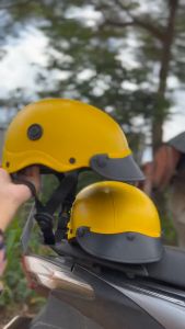 Nón Bảo Hiểm Thời Trang - Màu Sơn Nhám - Có Lỗ Thông Gió - Hợp Thời Trang