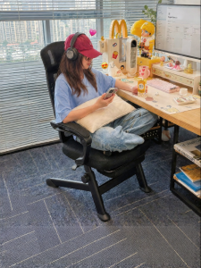 XIGE | Ergonomic Womens Chair Comfortable and Reclining