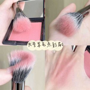Expansion Color Fancy Blusher Plate Red Female Highlight Repair Eye Shadow Three-in-One Eye Shadow Matte Brightening Cream Blush