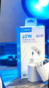 Set Bundling Lightning Adaptor Charge 20W Super Fast Charging Power Delivery 3.0