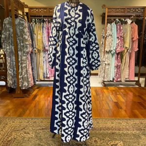 Erika Dress Rayon Busui by Dian Pelangi LIMITED EDITION Busana Muslim Baju Maxi Gamis Abaya Kaftan Gaun Outfit Casual Formal Pesta Pernikahan Kondangan Wanita Hijaber Cantik Anggun Modis Modern Simpel Elegan Mewah Model Terbaru Motif Batik Kekinian