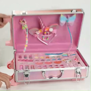 MISSYOUNG CGM24037 ชุดแต่งหน้าเด็ก แบบมัลติฟังก์ชัน ดีไซน์น่ารัก พร้อมเครื่องสำอางและอุปกรณ์เสริม
