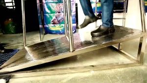 VINCENT Chef Shoes Kitchen Shoes for Men Women Black Slip on Formal Safety Work Shoes for Chef Oil-proof &Slip Resistant Shoes Professional Hospital Medical White Nurse Shoes EVA Rain Loafers