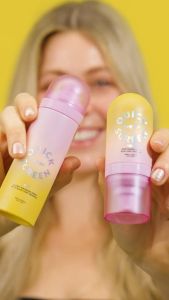 Quick Flick SPF50+ Prep & Set Bundle: Sun Protection, Hair Repair & UV Shield พร้อมทำให้เผยหน้าเทียบกับสถานที่ 50+ ซึ่งเป็นเอสพีเอฟ