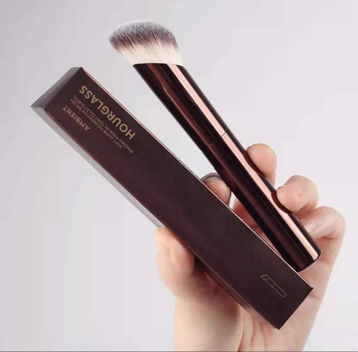 Hourglass Ambient Soft Glow Foundation Brush Lazada