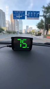 GPS HUD 5V USB Display Plug Speedometer Digital รถยนต์ทุกคัน KMH/MPH และเล่นอุปกรณ์เสริมรถ