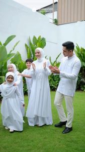 Sarimbit RAUNA 2025 / Sarimbit - Aira White / Fashion Muslim Lebaran