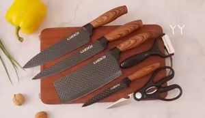 มีดญี่ปุ่น ชุดมีดทำครัว 6 ชิ้น เกรดพรีเมี่ยม มีดทำครัว ชุดสุดคุ้ม สแตนเลส ด้ามไม้ พร้อมมีดสับเล็ก มีดขูด เขียง