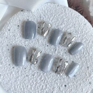 เล็บปลอมทรงเหลี่ยมแบบกดด้วยมือ 10 ชิ้น งานศิลปะบนเล็บสวยงาม เล็บปลอมสีฟ้าหมอกตาแมว เหมาะสำหรับผู้หญิงที่ต้องการใช้