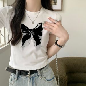 SUSHOUWANGE | White Bow Short Fit T-shirt