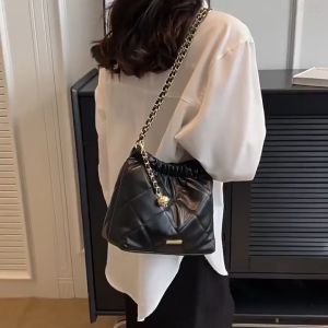 Ready stock Msia ~ Handbag 042 Soft leather shoulder bag tote bag sling begs chain shoulder bag fashion casual Messenger wanita