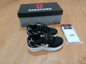 Sepatu Sekolah Anak Laki Laki Perempuan Sepatu Warna Hitam Murah Tali Perekat Rekat Kecil Tanggung Umur 2-5 Tahun PAUD TK SD SMP SMA Kelas 1 2 3 4 5 6 7 8 9 0-KIDZTUBS1656011924