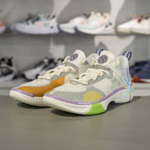 Li-Ning | Giày bóng đá nam hiệu suất cao siêu nhẹ đàn hồi tốt và thoáng khí