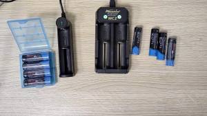 Alonefire C1 USB Charger 3.7V Rechargeable Flashlight Headlamp Torch Li-ion Battery Charger for 18650/16340/14500/21700/10440