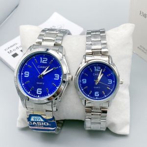 นาฬิกาข้อมือ สายเลท พร้อมกล่องนาฬิกา