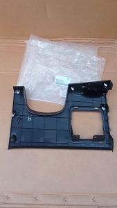 MIẾNG ỐP (TÁP PI) DƯỚI VÔ LĂNG HYUNDAI I10 GRAND