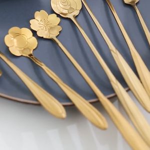 BF-C766 Sendok Korea Teh Kopi Kecil Stainless Steel Motif Love Elegant Warna Gold / Sendok Bunga Emas Spoon Dessert Import