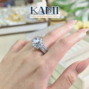 Nhẫn nữ cao cấp hột cao không đen không gỉ gắn đá cz nhân tạo siêu sáng