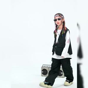 แฟชั่นสตรีทแดนซ์สำหรับเด็ก ฮิปฮอปสำหรับเด็กผู้ชาย hiphop ชุดกางเกงคาร์โก้สำหรับเด็กผู้หญิง สไตล์สตรีท ชุดเสื้อกั๊กเต้นแจ๊ส ชุดสามชิ้น 3.10