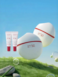 Non-Greasy Moisturizing Sunscreen Lotion for Men And Women Sensitive Skin Facial Hydration 50 times Protection Beauty Skincare