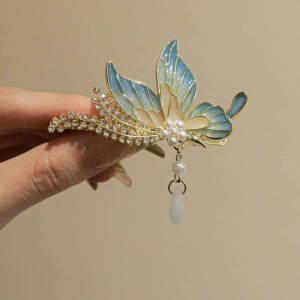 Elegant Pearl Hair Clip Bellflower Ornament