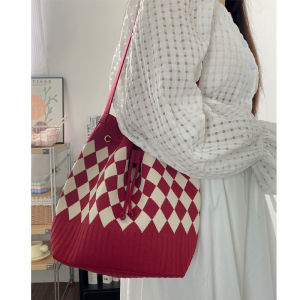 Autumn Winter Knitted Bucket Bag Handmade Fashion Color Block Shoulder Crossbody Bag for Women Soft Polyester Lining