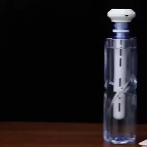 🇸🇬 Mini Portable Humidifier /Small USB Personal Humidifier / Water Bottle Cap Mist Maker / Ideal choice for travel home or office use