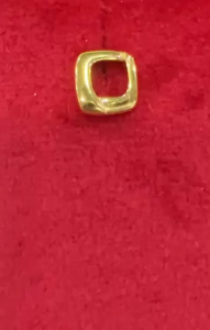 Poh Heng Jewellery 22K Squarish Earrings in Yellow Gold[Price By Weight]